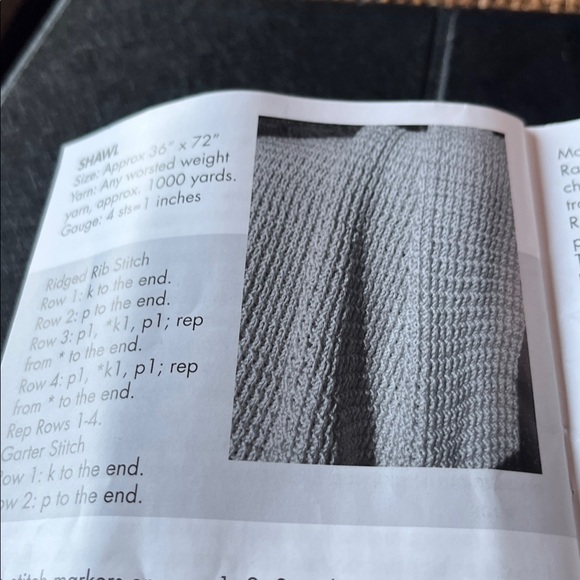 Kb 28” Wooden Knitting Loom Set with Tools - Picture 8 of 10